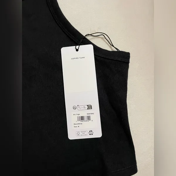 ALO Yoga NWT Aspire Tank Top Ribbed in Black Size M - Image 6