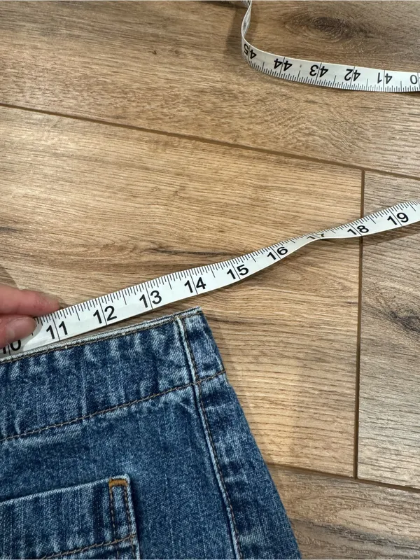 L.E.I 100% Cotton Vintage 2000s Y2k Bareback Low-rise Denim Micro Shorts | Sz 2 - Image 5