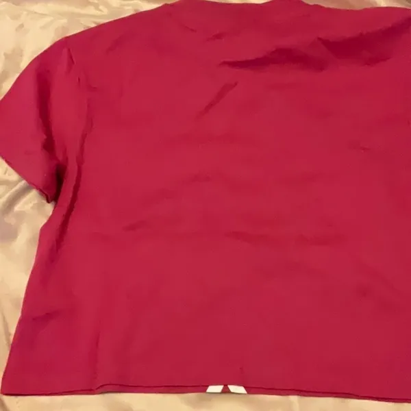 Guess Women's Active Short Sleeve Oversized Logo Cropped T-Shirt Pink Small NWT - Image 9