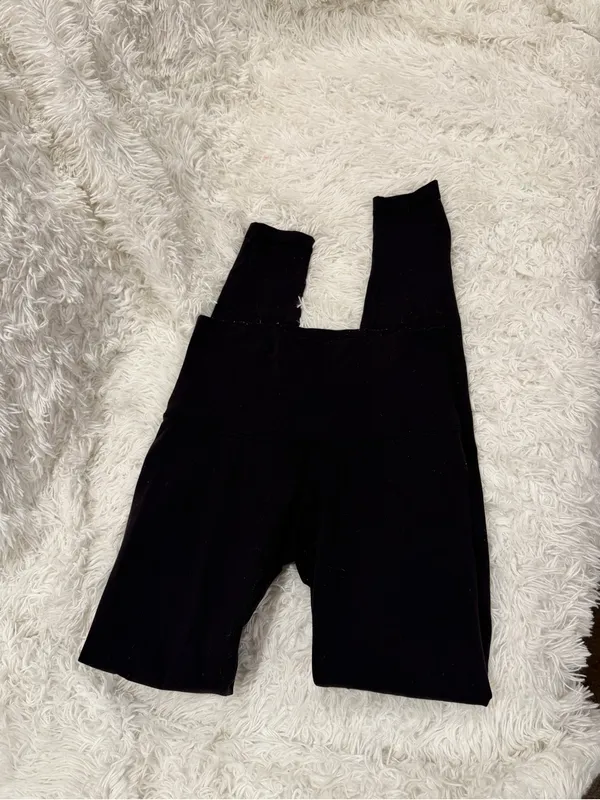 lululemon athletica Black Leggings - Image 4
