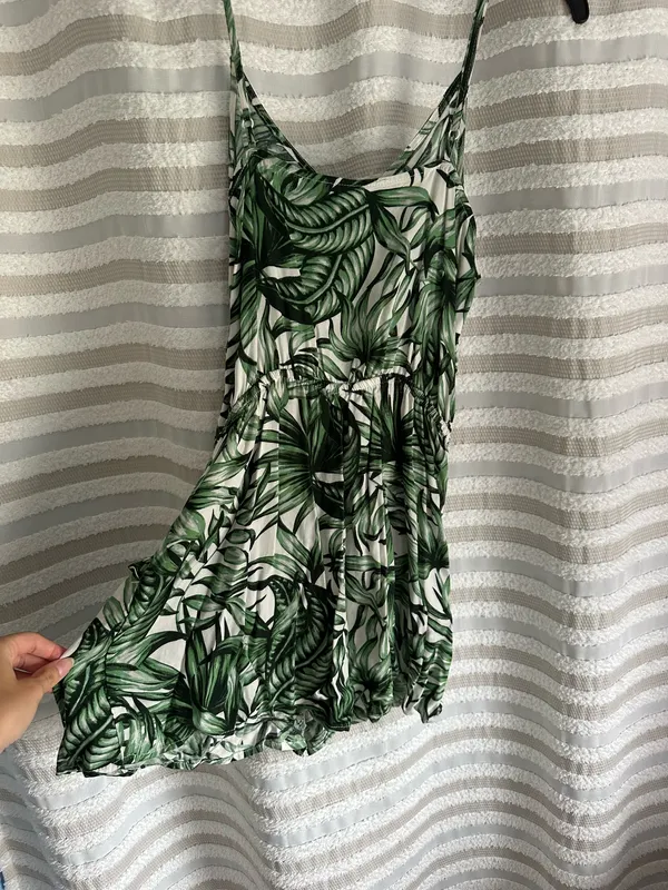 Divided Floral vacation romper - Image 3