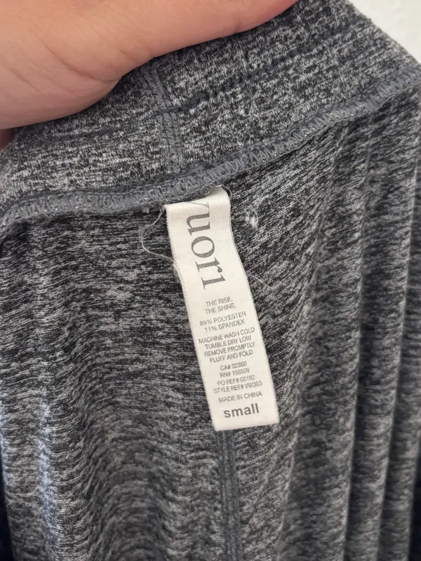 Vuori Women's Performance Joggers in grey - Image 4