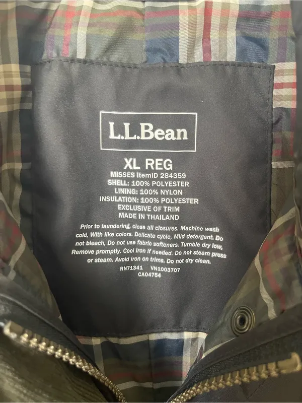 L.L.Bean Women's XL Reg Black Quilted Riding Jacket - Image 2