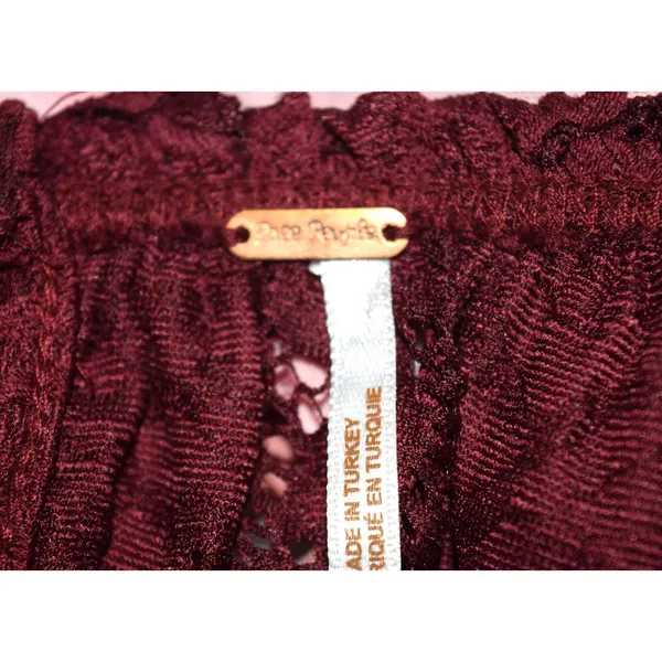 Free People Lace Blouse Womens Medium Burgundy Excellent Smocked Ruffle Keyhole - Image 6