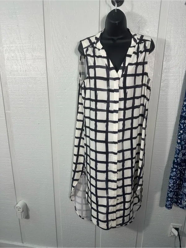 Crosby Black and White Button Down Dress Size Large EUC - Image 3