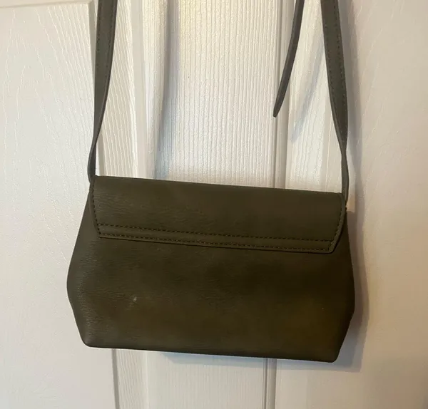 Target Crossbody - Image 3