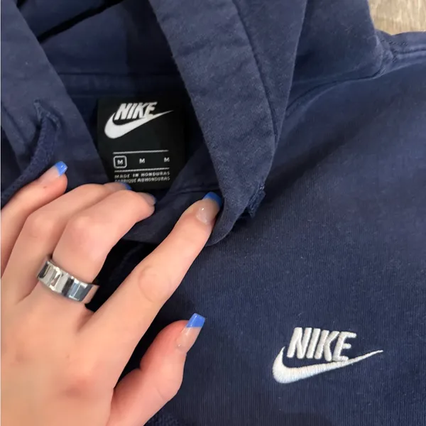 nike hoodie - Image 2