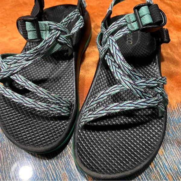 Chacos ZX2 Water River Sandals Black Green Print Size 4 youth - Image 9