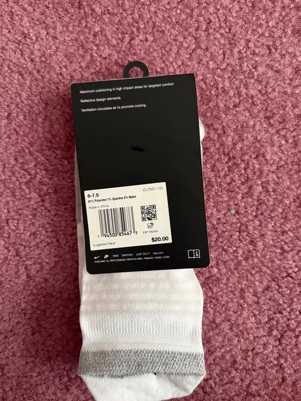 Nike White No Show Running Socks - Image 2