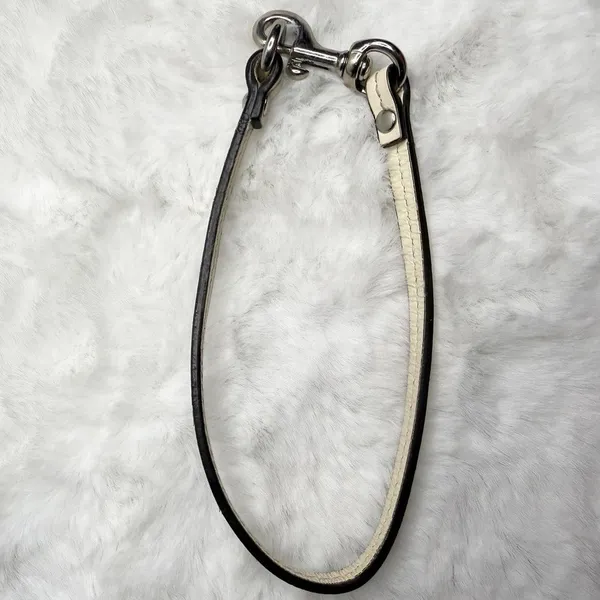 Wristlet Holder Replacement White - Image 3