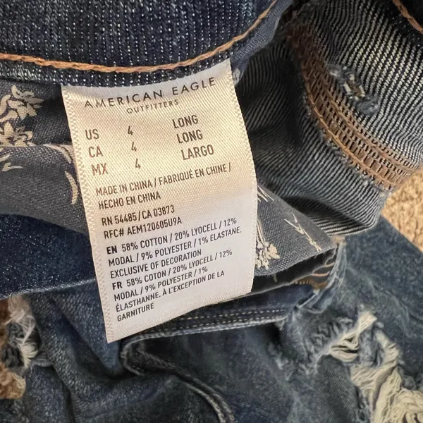 American Eagle Women’s Dark Wash Ripped Mom Jeans| Size: 4 long - Image 4