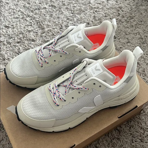 Veja Dekkan Alveomesh Sneakers in Natural White, Size 36, NEW in Box - Image 6