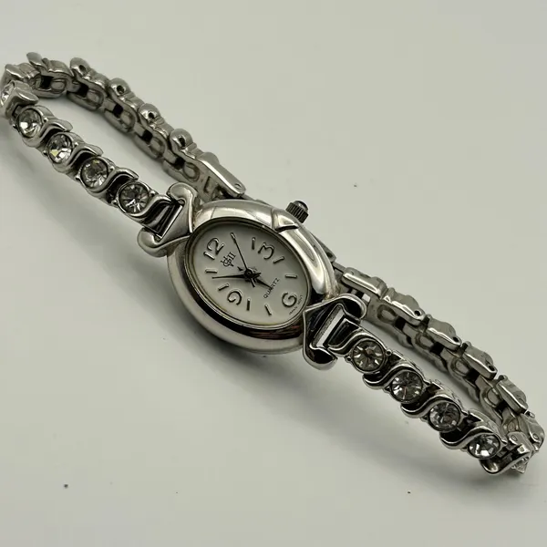 Women’s Silver-tone Watch Oval Dial with Crystals on the Band Working - Image 4
