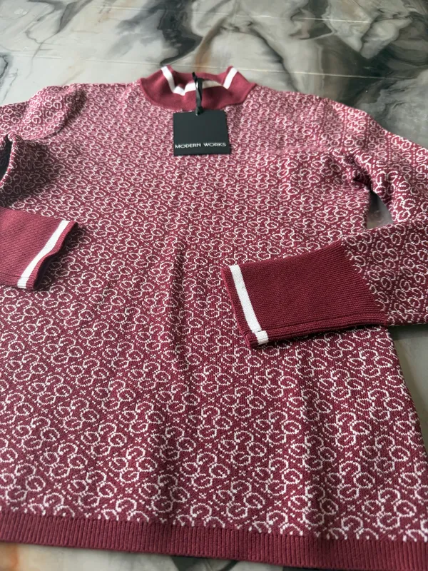 GUESS Modern Works Women’s Mock Neck Sweater Burgundy White Size M NWT - Image 2
