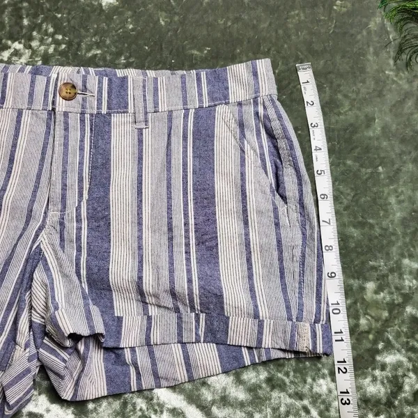 Old‎ Navy Striped Cuffed Shorts - Image 6