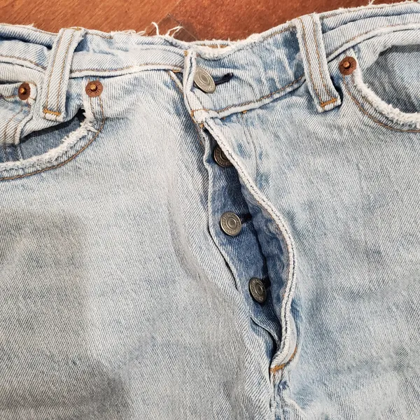 Abercrombie & Fitch Dad High Rise Shorts Women's 4 Light Wash Denim EUC - Image 5