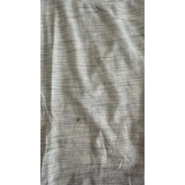 Lululemon Space Dye Heathered Grey Sleeveless Tank Top Side Slits Size 4 flaw - Image 3