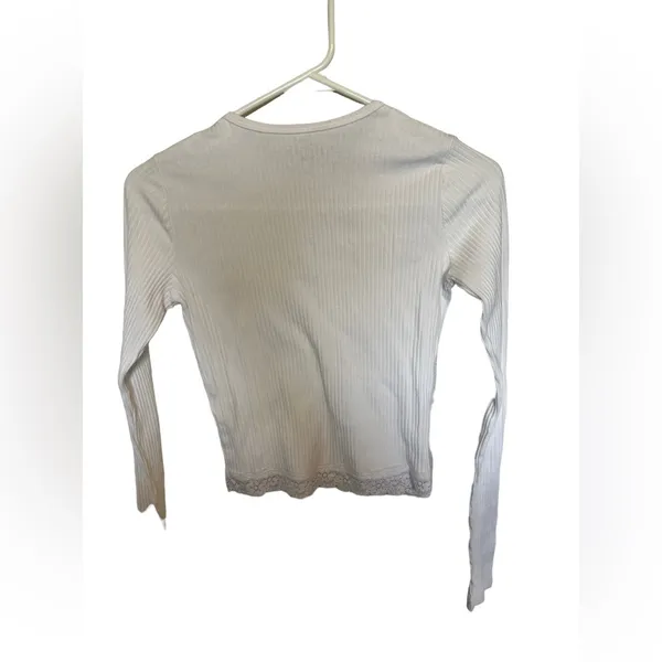 white long sleeve ribbed cropped shirt size small - Image 3