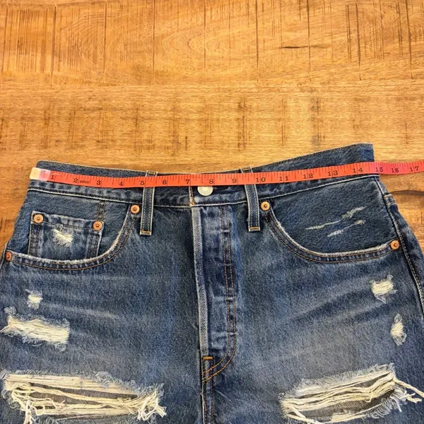 Levi's 501 Original Denim Shorts Womens 28 Distressed 2.5"‎ Festival Dark Wash - Image 9