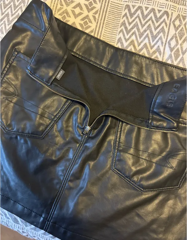 American Eagle Leather skirt - Image 4