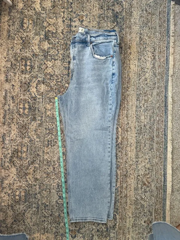 Abercrombie & Fitch The Ankle Straight Ultra High Rise Jeans Light Wash Size 33 - Image 5