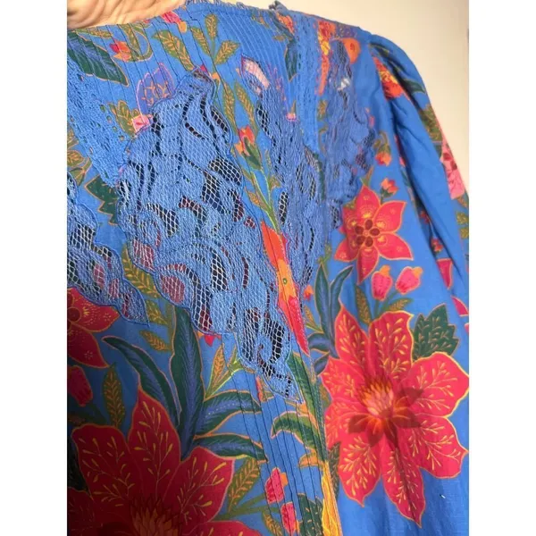 Farm Rio Tropical Tapestry Blouse Lace Inset Sz. S - Image 7