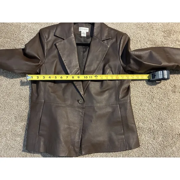 Kim Rogers Womens M Brown 100% Leather Button Front Blazer Jacket Lined Classic - Image 7