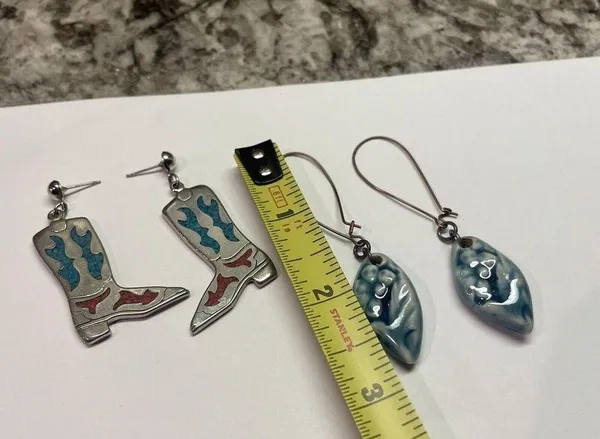 Lot Of 2 Costume Pierced Earrings Mix Dangle Mix - 1 Handmade 1 Cowboy Boots - Image 7