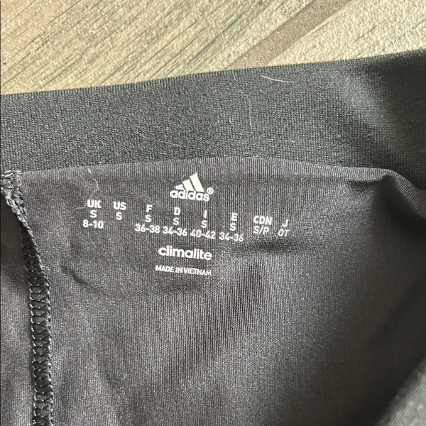 Adidas Black and Gray Sport Skirt - Image 2