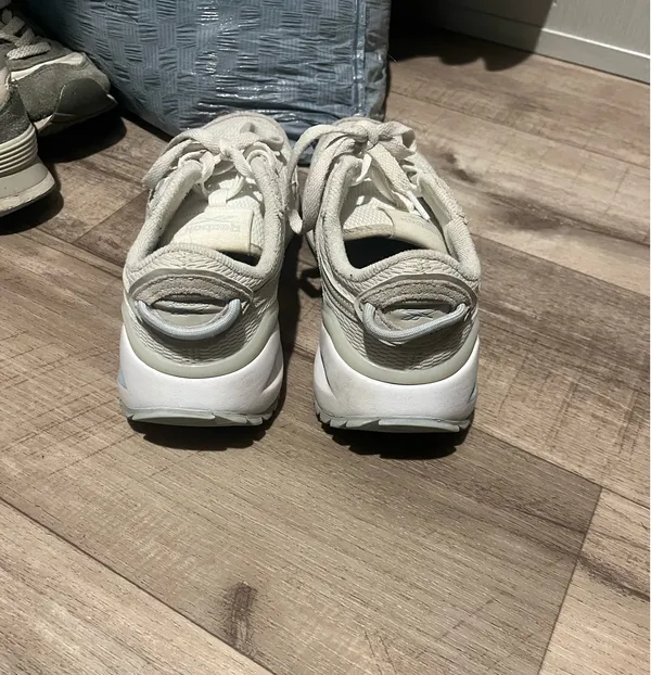 Reebok Sneakers - Image 3