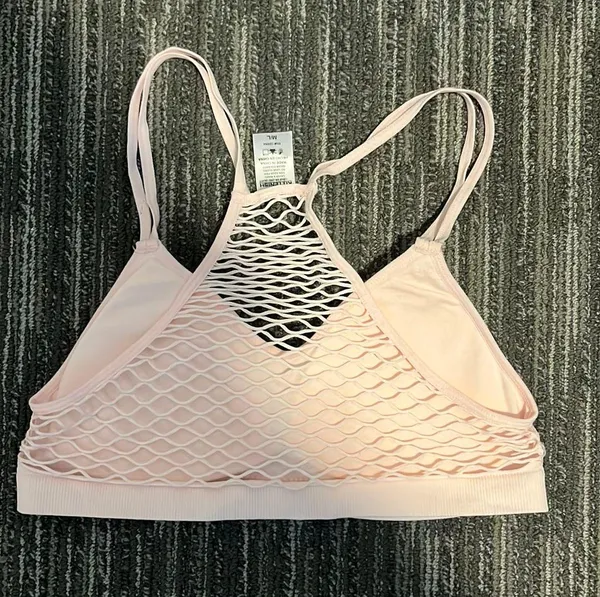 Kittenish sports bra - Image 2