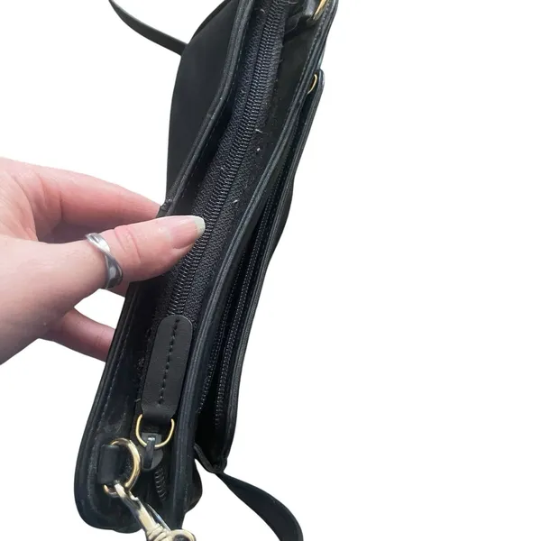 Giani Bernini Black‎ Leather Casual Classic Small Crossbody Shoulder Purse - Image 3