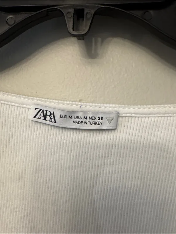 Zara White V-Neck Puff Sleeve Crop Top - Image 2
