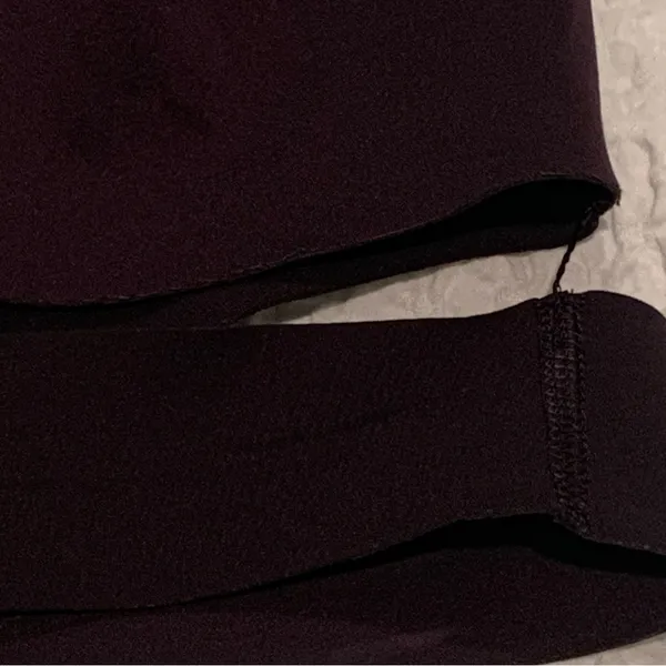 Lululemon Black Criss Cross Front Light Support Bra Strappy 6 - Image 2