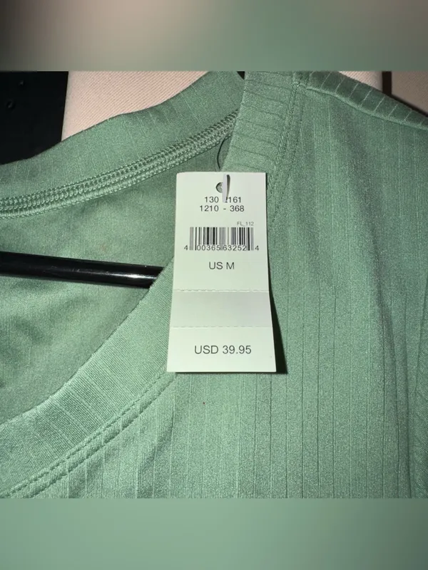 NEW aerie offline cropped tee - Image 3