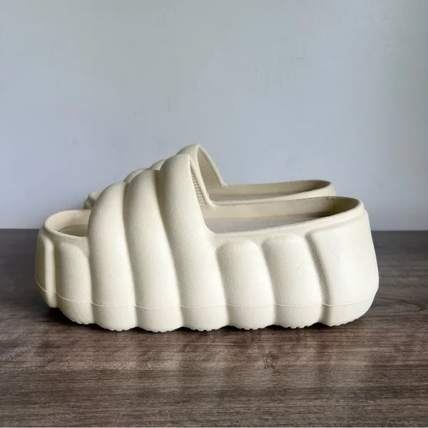 American Exchange Platform Pillow Women's Slip On Sandal Size 9 SKU#24586 - Image 2