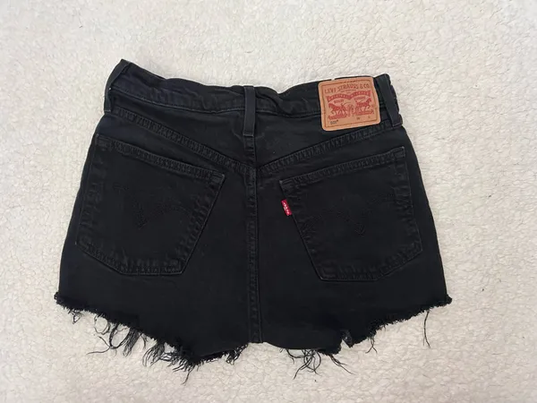 Levi’s Shorts 501  - Image 2
