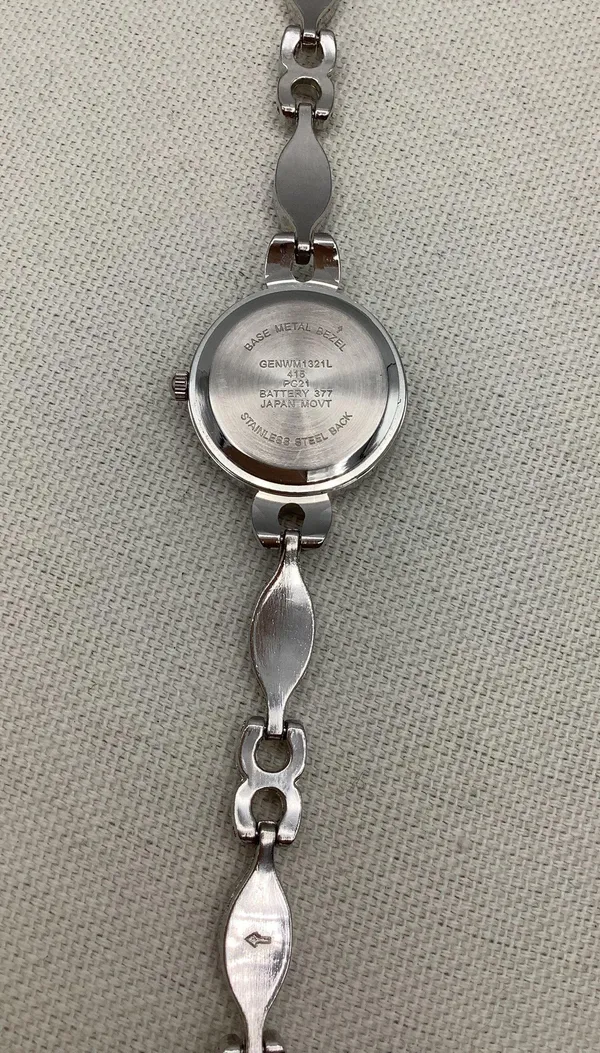Y2K Quartz Base Metal Bazel GENWM1321L Japan Mov. Watch - Image 2