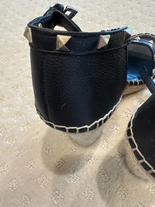 Marc Fisher Black Studded Leather Espadrille Wedge Sandals Size 9M - Image 6