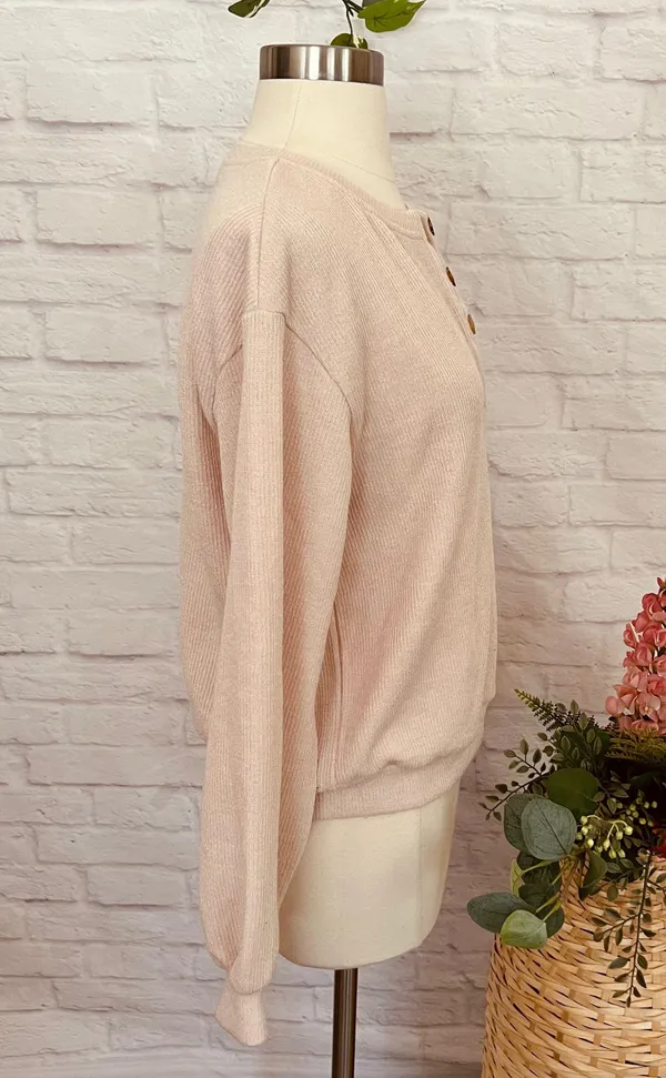 Boutique Beige Knit Pullover - Image 7