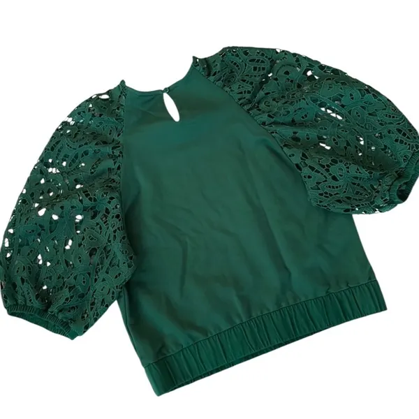 Like New Anthropologie Dolan Lace Puff Sleeve Sweatshirt Top Green Size Small - Image 9