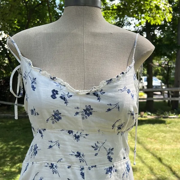 Abercrombie and Fitch romper - Image 4