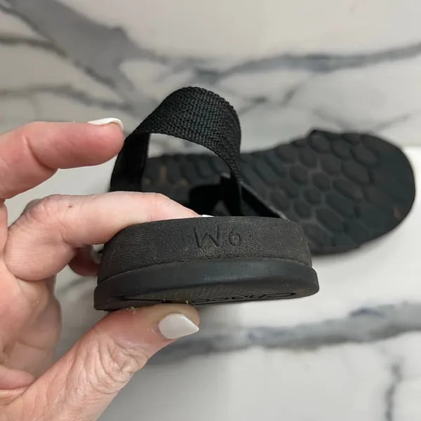 Chacos Women's Black Outdoor Hiking Comfort Lowdown Sandals Sz 6 Outdoors - Image 3