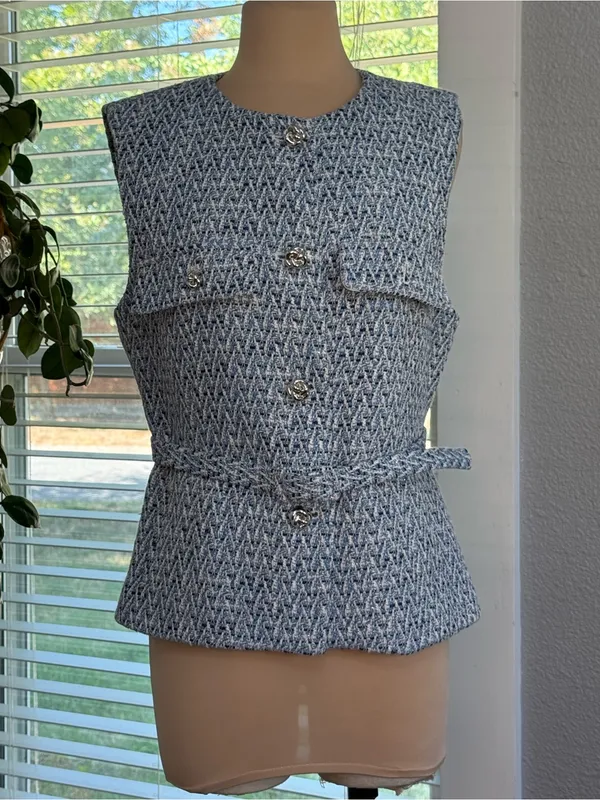 Viral Fall NWOT Zara Tweed Belted Vest Size Large - Image 2