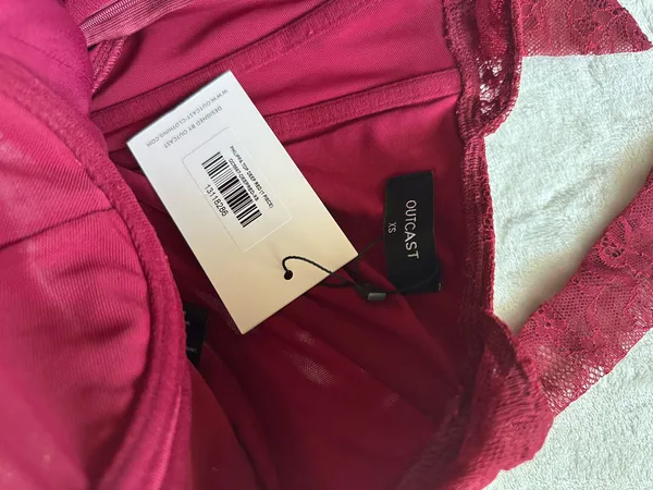 Outcast Clothing Philippa Top Deep Red - Image 10