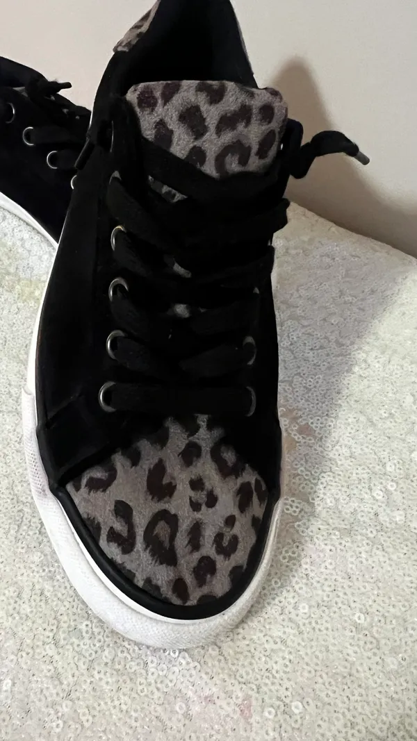 Boutique Leapord Print Slip On Canvas Sneakers - Image 3