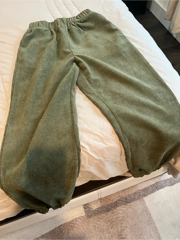 SHEIN Olive Green Corduroy Kids Joggers - Image 2