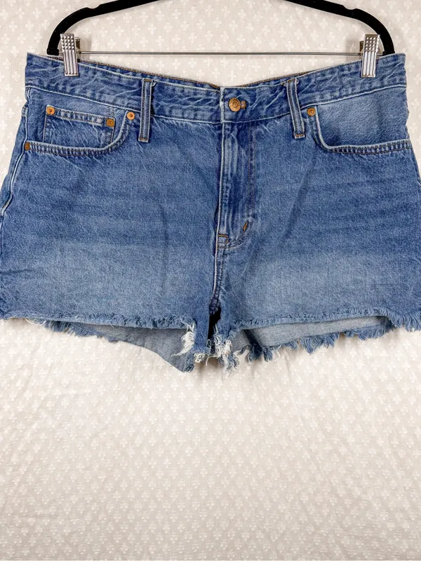 Madewell Dark Wash Relaxed Denim‎ High Rise Shorts - Image 2