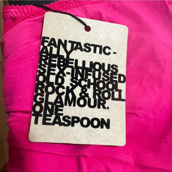 One Teaspoon Hot Pink Body Holster Cropped top NEW SMALL - Image 8