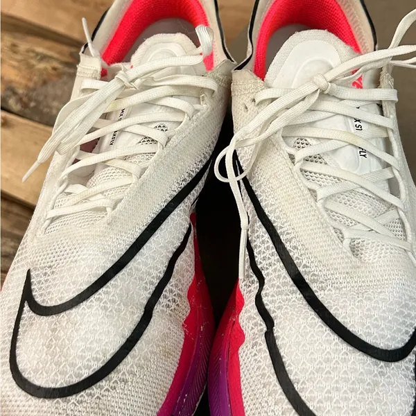 Nike Women's ZoomX Streakfly Road Racing White and Pink Athletic Shoes Size 8 - Image 2